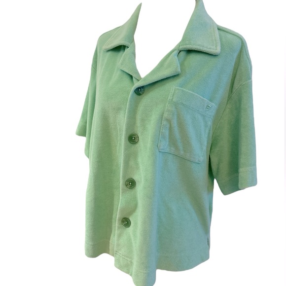 Fabletics Island Terry Boxy Button Up Lime Green Shirt, Size Small - Picture 3 of 6